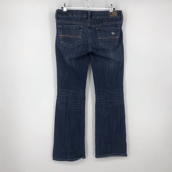 Forever 21 Distressed Dark Wash Boot Cut Jeans Size 27 - Picture 3 of 8